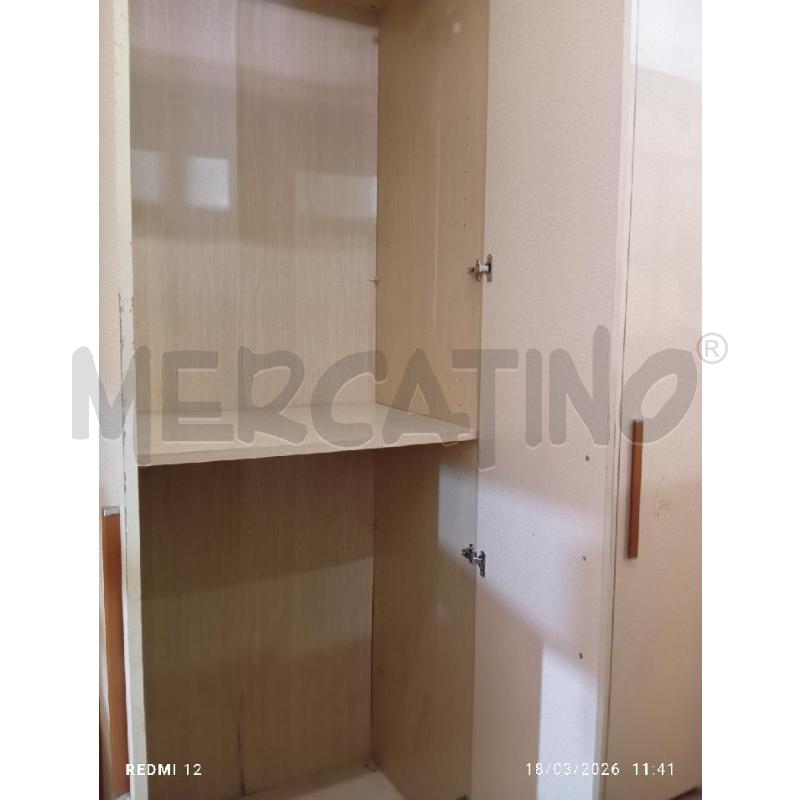 ARMADIO  DUE ANTE NOCE E BEIGE | Mercatino dell'Usato Catania stazione centrale 2