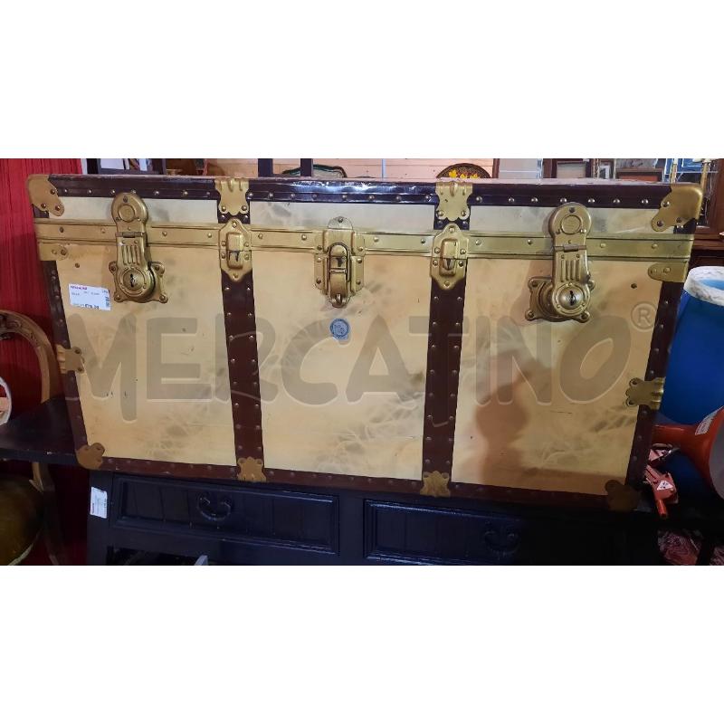 BAULE  | Mercatino dell'Usato Catania stazione centrale 2