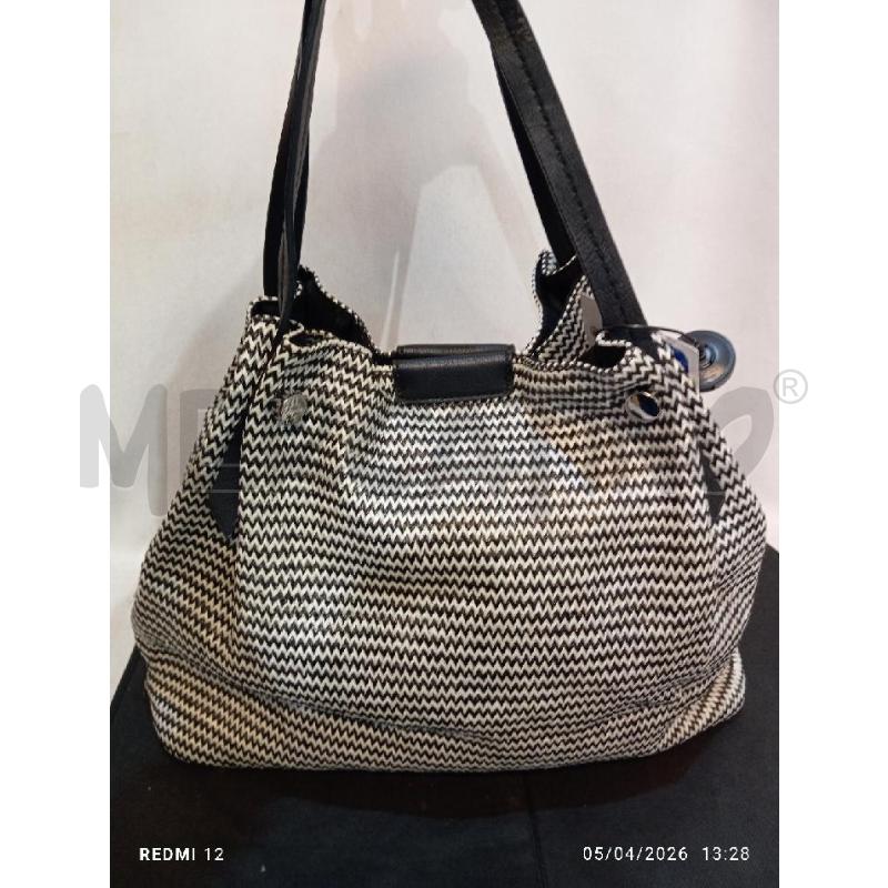 BORSA DONNA BATA NERA E BOIANCA | Mercatino dell'Usato Catania stazione centrale 1