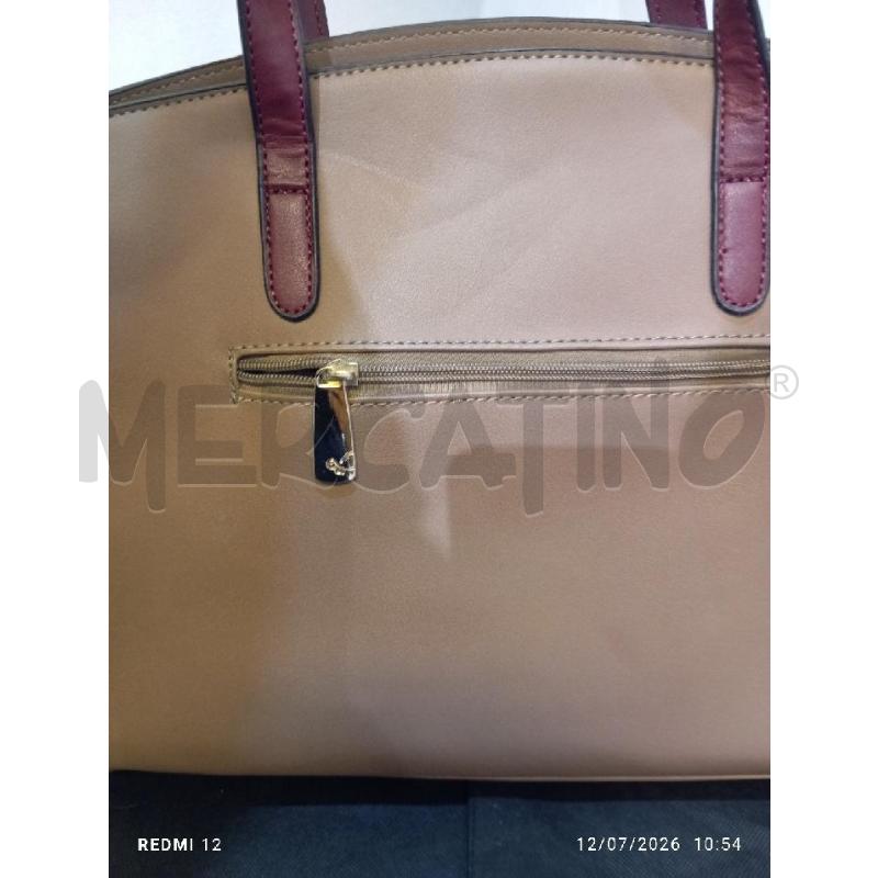 BORSA DONNA CARPISA BEIGE E BORDEAUX | Mercatino dell'Usato Catania stazione centrale 3