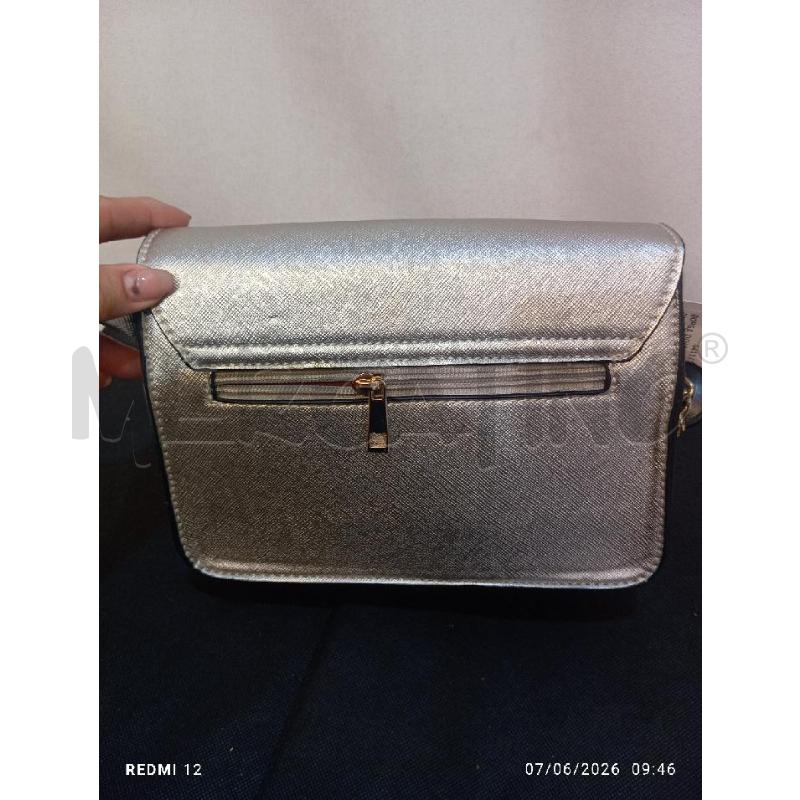 BORSA DONNA CARPISA GRIGIA E NERA | Mercatino dell'Usato Catania stazione centrale 3