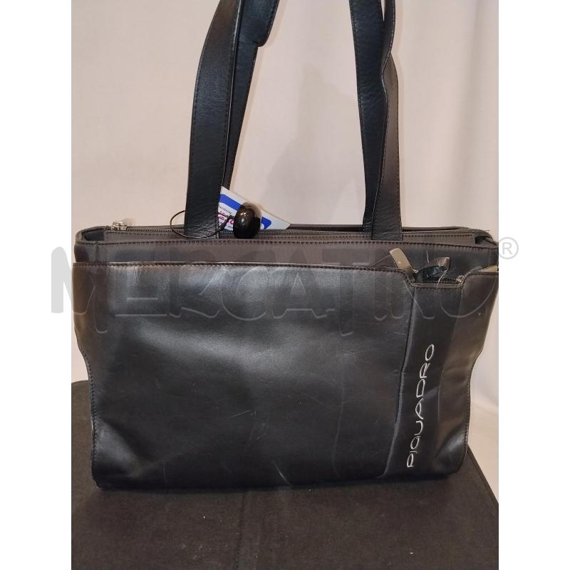 BORSA DONNA DA LAVORO PIQUADRO | Mercatino dell'Usato Catania stazione centrale 1
