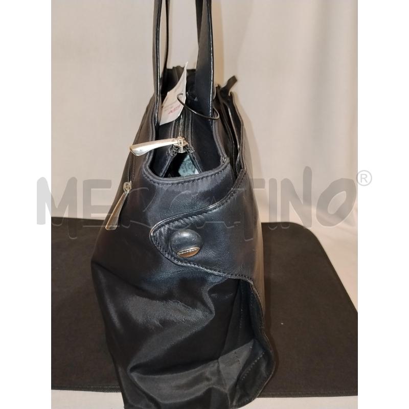 BORSA DONNA DA LAVORO PIQUADRO | Mercatino dell'Usato Catania stazione centrale 2