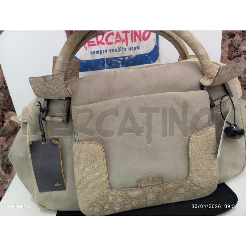 BORSA DONNA FENDI CAMOSCIO E PELLE TORTORA | Mercatino dell'Usato Catania stazione centrale 1