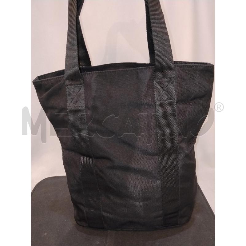 BORSA DONNA NERA EASTPAK NERA  | Mercatino dell'Usato Catania stazione centrale 3