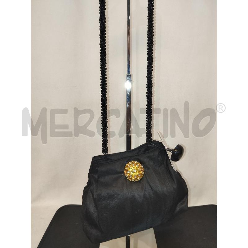 BORSA DONNA NERA  CON BOTTONE DORATO  | Mercatino dell'Usato Catania stazione centrale 1