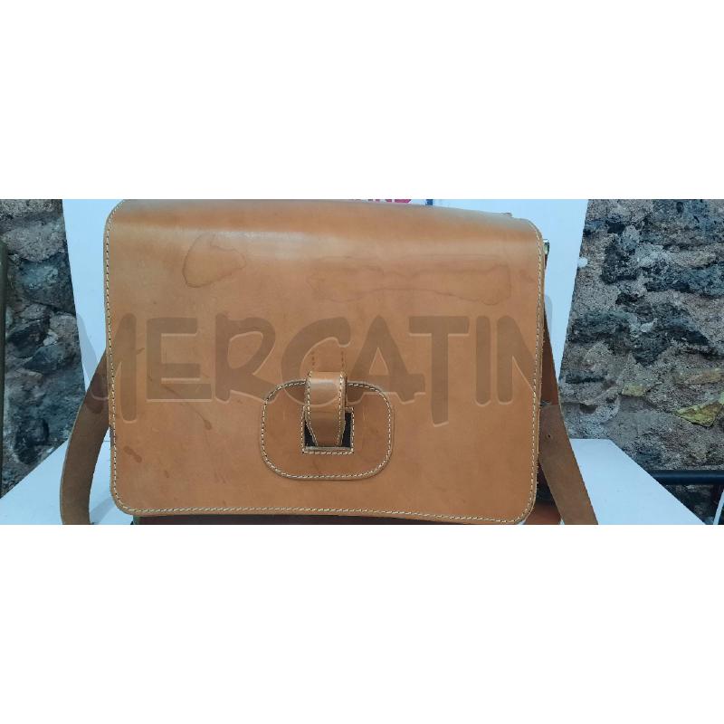 BORSA STRUMENTI FOTOGRAFICI CUOIO | Mercatino dell'Usato Catania stazione centrale 1