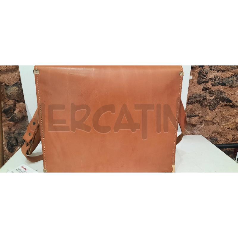 BORSA STRUMENTI FOTOGRAFICI CUOIO | Mercatino dell'Usato Catania stazione centrale 2