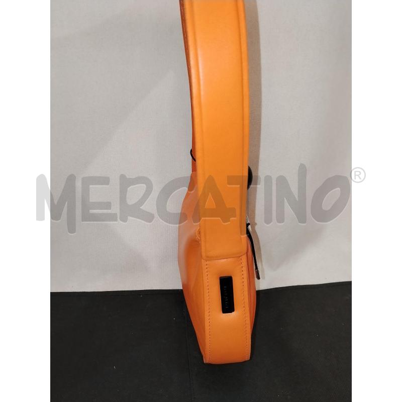 BORSETTA DONNA ARANCIO RHEISE  | Mercatino dell'Usato Catania stazione centrale 2