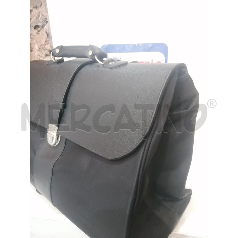 BORSONE COVESYL NERA TESSUTO E PELLEÙ1 | Mercatino dell'Usato Catania stazione centrale 4