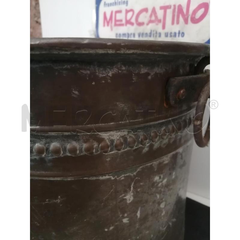 CACHEPOT OTTONE | Mercatino dell'Usato Catania stazione centrale 3
