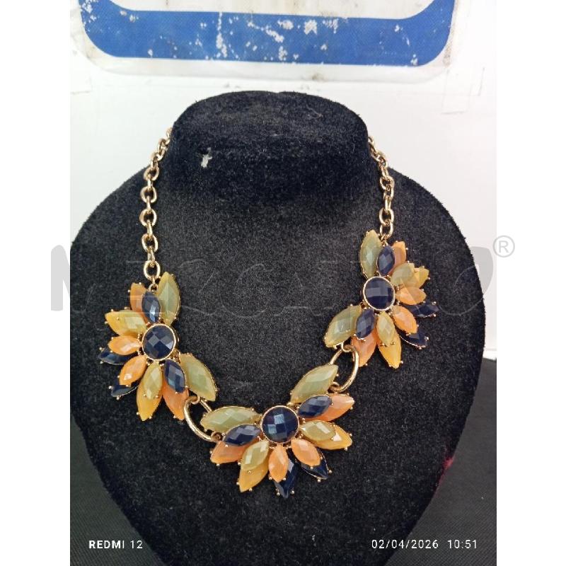 COLLANA CON FIORI DORATA | Mercatino dell'Usato Catania stazione centrale 1