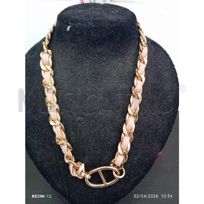 COLLANA DORATA CON FILO ROSA | Mercatino dell'Usato Catania stazione centrale 2