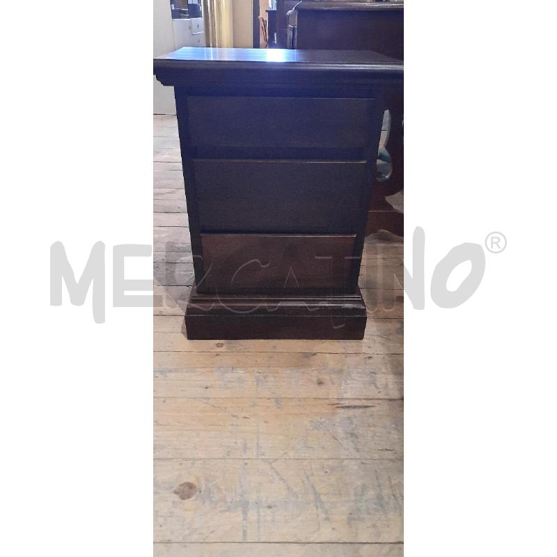 COMODINO  | Mercatino dell'Usato Catania stazione centrale 3