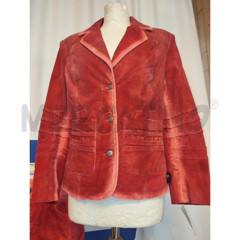 COMPLETO DONNA GONNA E GIACCA ROSA SFUMATO  | Mercatino dell'Usato Catania stazione centrale 2