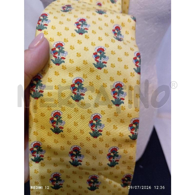 CRAVATTA GIALLA ETRO  STAMPATA | Mercatino dell'Usato Catania stazione centrale 2