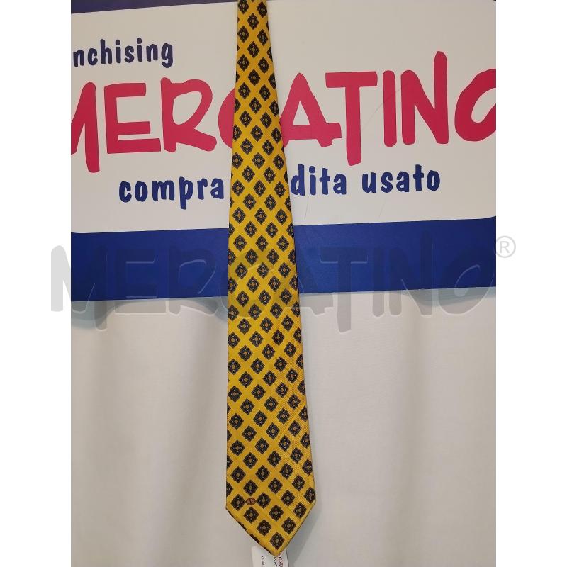 CRAVATTA VALENTINO | Mercatino dell'Usato Catania stazione centrale 1