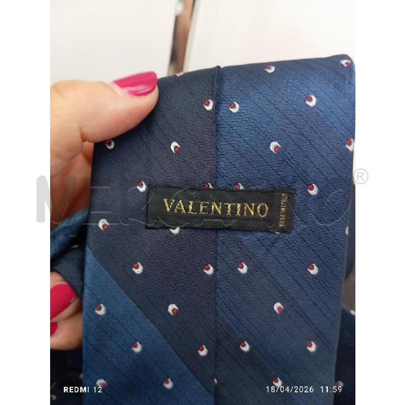 CRAVATTA VALENTINO BLU A FANTASIA | Mercatino dell'Usato Catania stazione centrale 3
