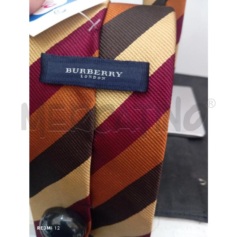 CRAVATTA  BURBERRY A RIGHE ARANCIONE,BORDEAUX PANNA | Mercatino dell'Usato Catania stazione centrale 3