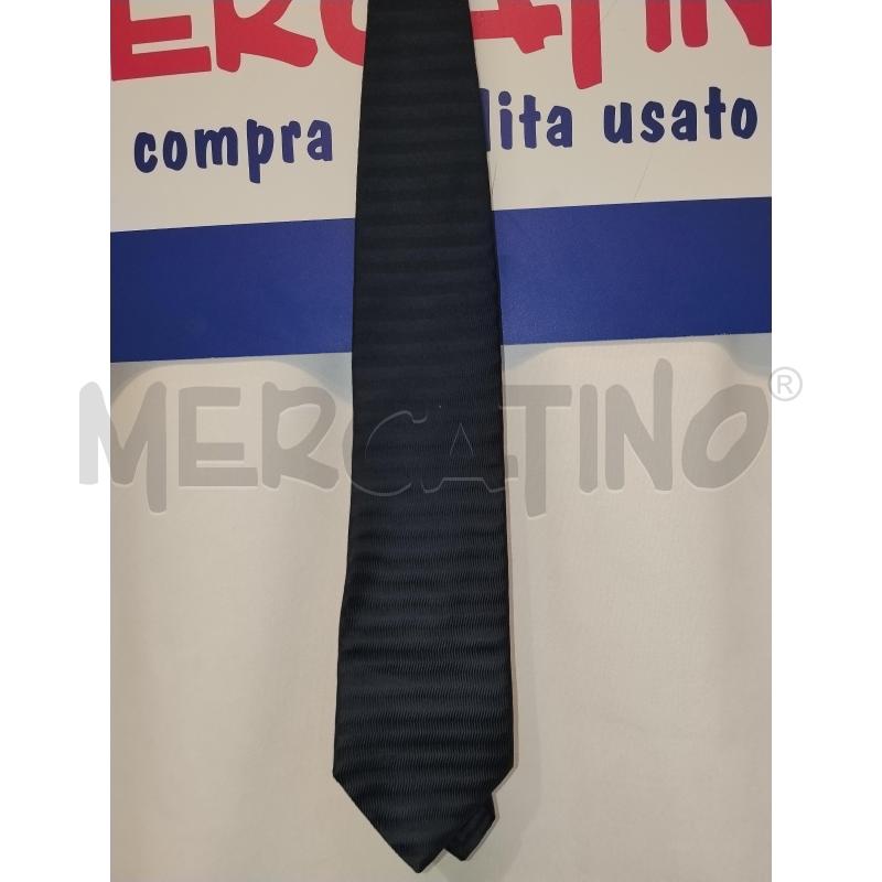 CRAVATTA  VALENTINO | Mercatino dell'Usato Catania stazione centrale 1