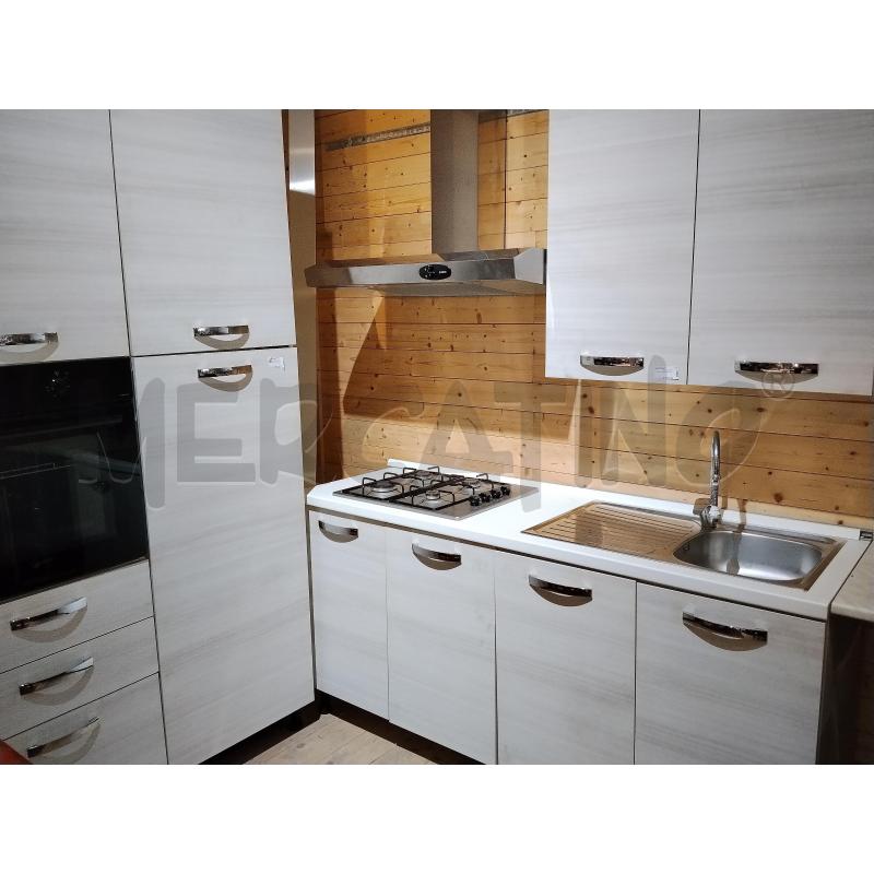 CUCINA COMPONIBILE | Mercatino dell'Usato Catania stazione centrale 1