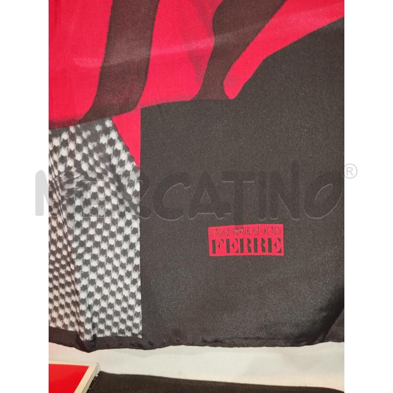 FOULARD FERRE | Mercatino dell'Usato Catania stazione centrale 3