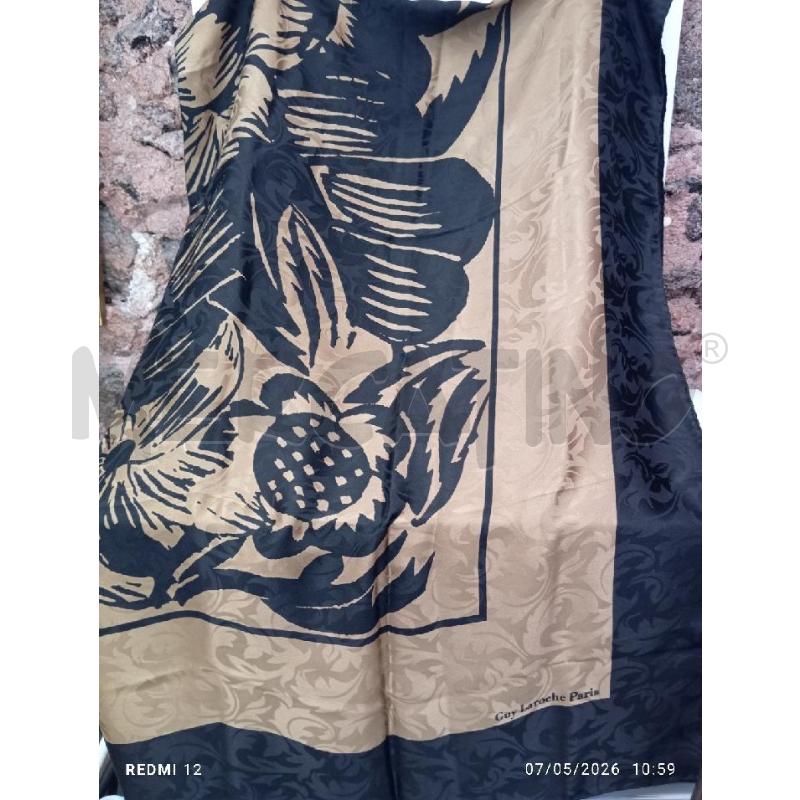 FOULARD GUY LAROCHE PARIS NERO E DORATO  | Mercatino dell'Usato Catania stazione centrale 4