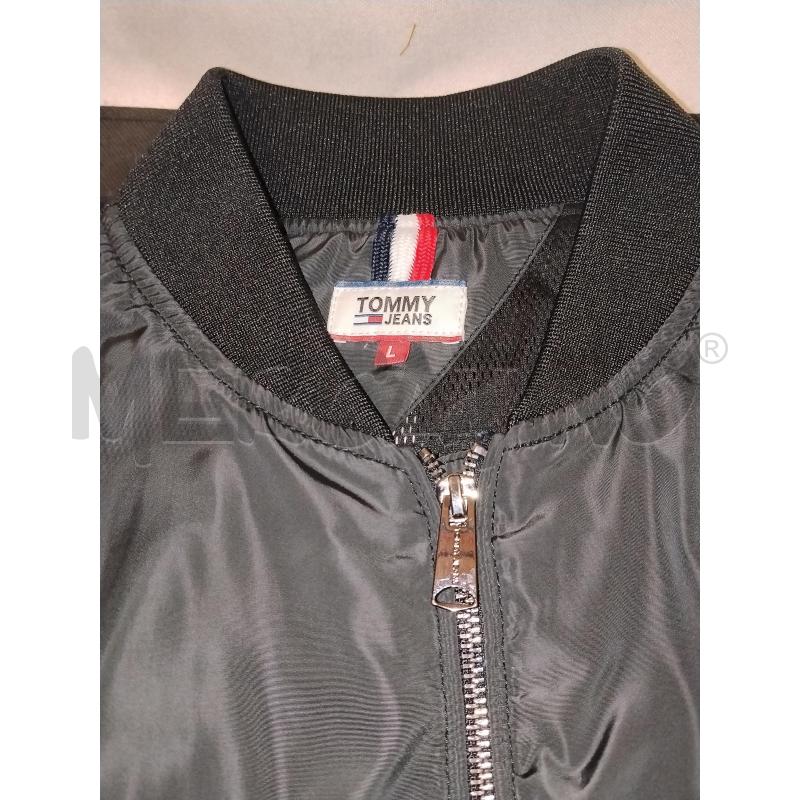 GIUBBINO DONNA TOMMY JEANS NERO  | Mercatino dell'Usato Catania stazione centrale 4