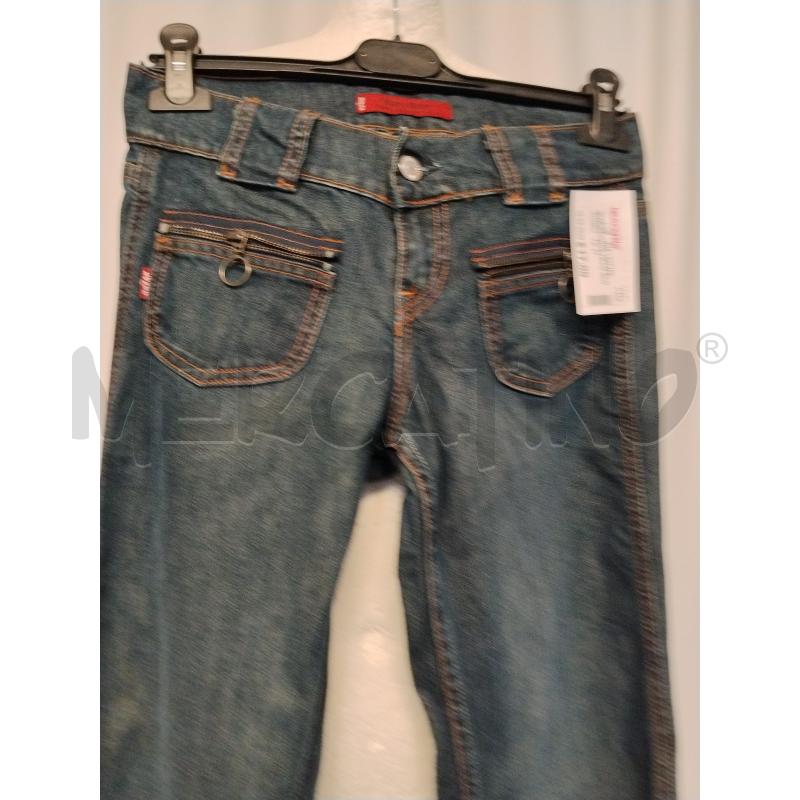 JEANS DONNA LEVIS BLU SCURO  | Mercatino dell'Usato Catania stazione centrale 2