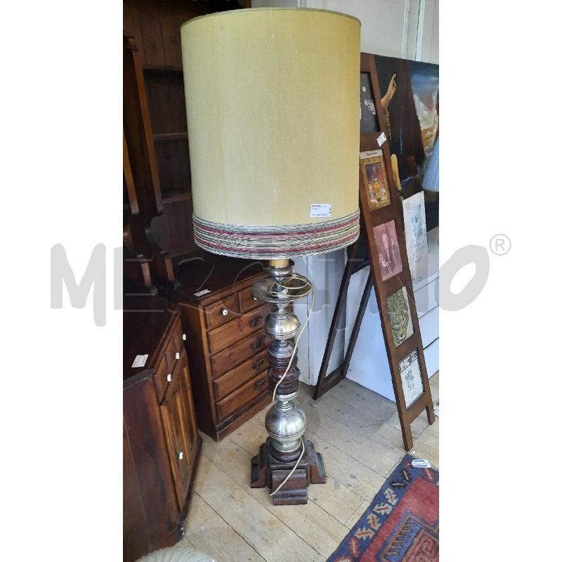 LAMPADA  | Mercatino dell'Usato Catania stazione centrale 1