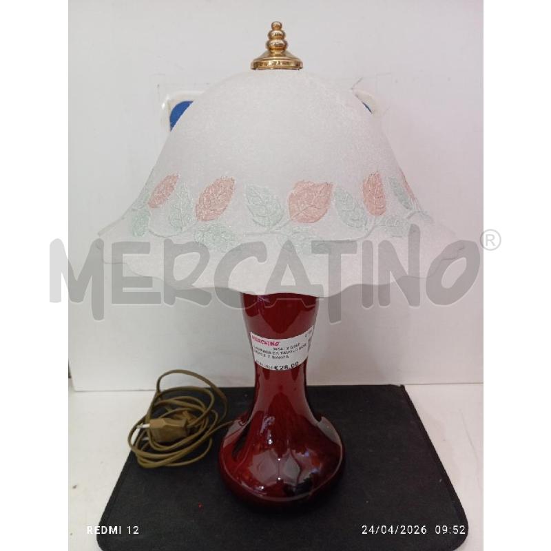 LAMPADA DA TAVOLO BORDEAUX  E BIANCA  | Mercatino dell'Usato Catania stazione centrale 2