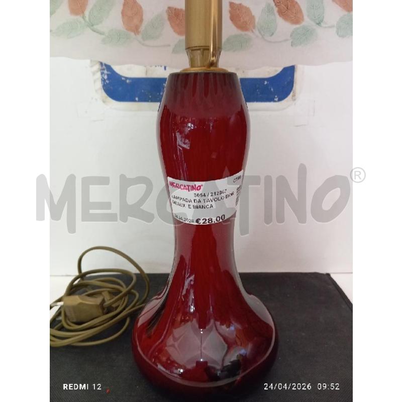 LAMPADA DA TAVOLO BORDEAUX  E BIANCA  | Mercatino dell'Usato Catania stazione centrale 3
