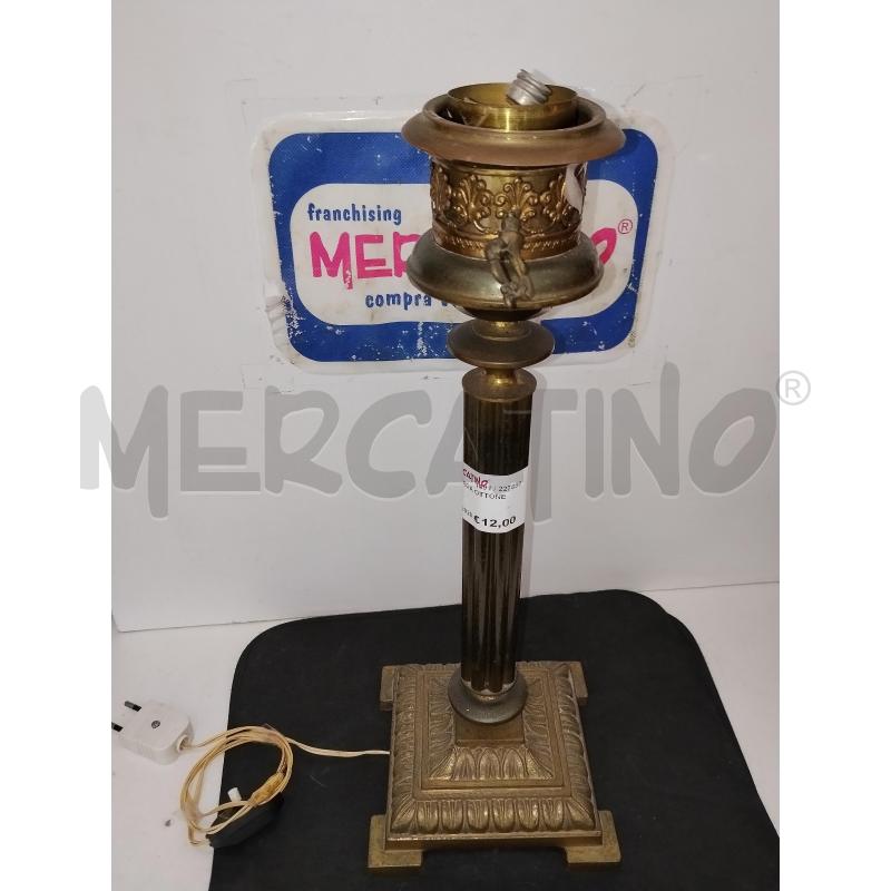 LAMPADA OTTONE | Mercatino dell'Usato Catania stazione centrale 3
