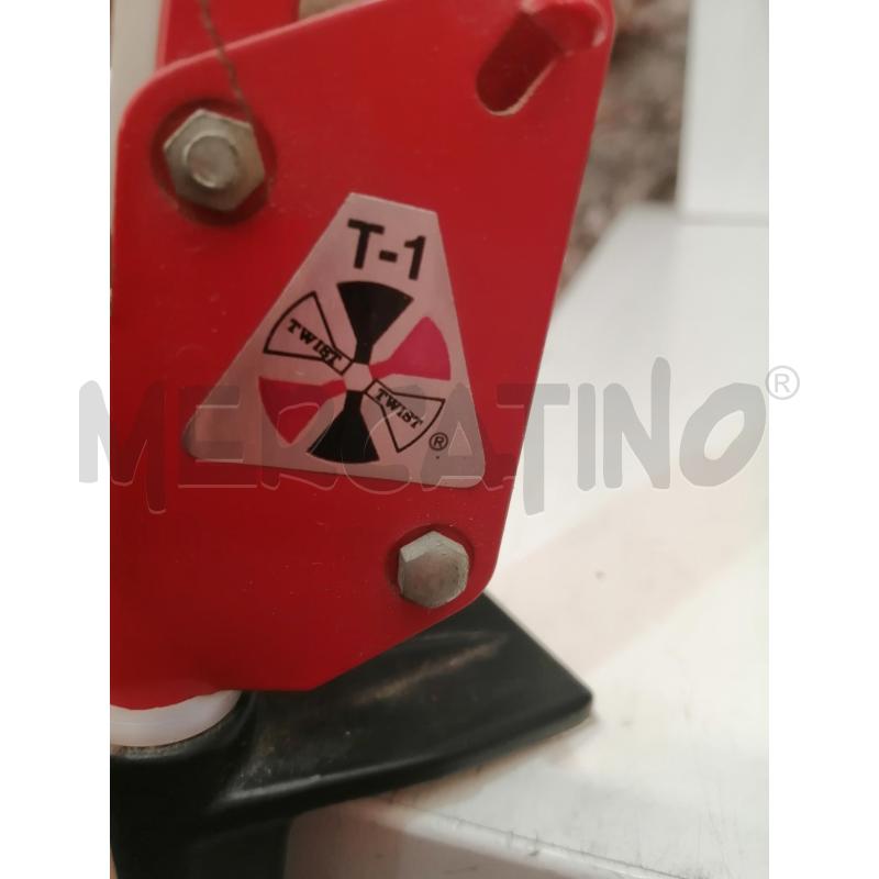 LAMPADA STILE GIOTTO ARANCIO | Mercatino dell'Usato Catania stazione centrale 3
