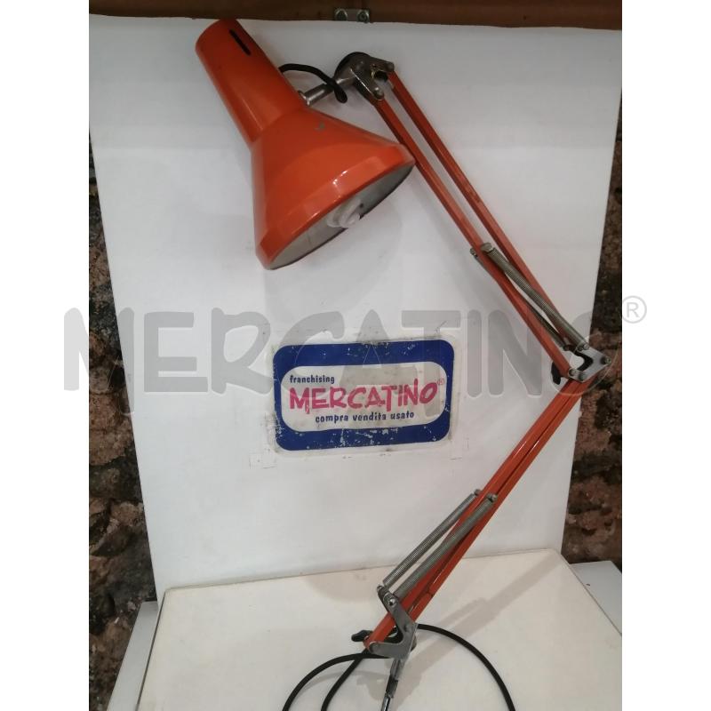 LAMPADA  DA TAVOLO ARANCIO | Mercatino dell'Usato Catania stazione centrale 1