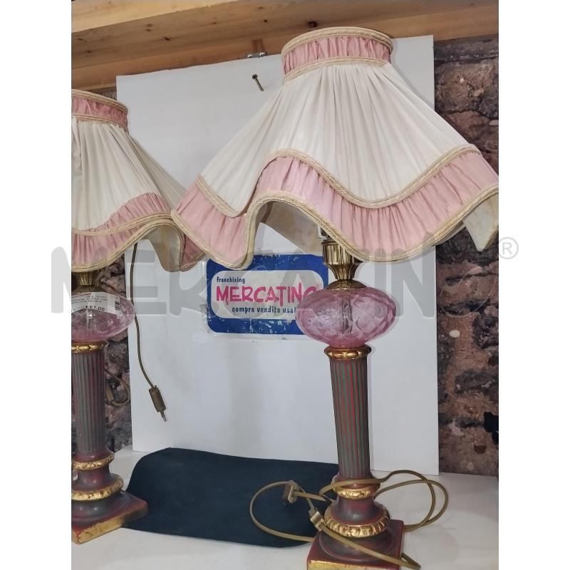 LAMPADE  COPPIA  CON PARALUME BEIGE E ROSA ANTICO IN TESSUTO  | Mercatino dell'Usato Catania stazione centrale 3