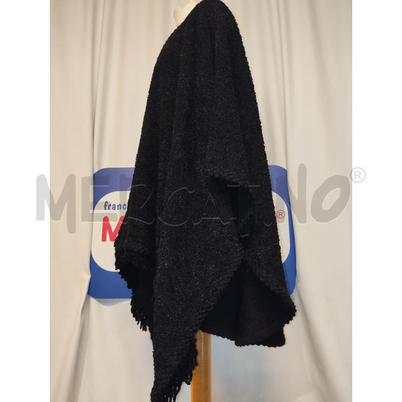 MANTELLA DONNA NERA  | Mercatino dell'Usato Catania stazione centrale 2