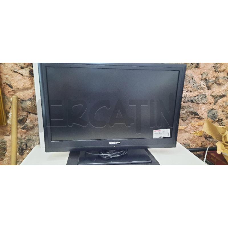 MONITOR 14 POLLICI | Mercatino dell'Usato Catania stazione centrale 1