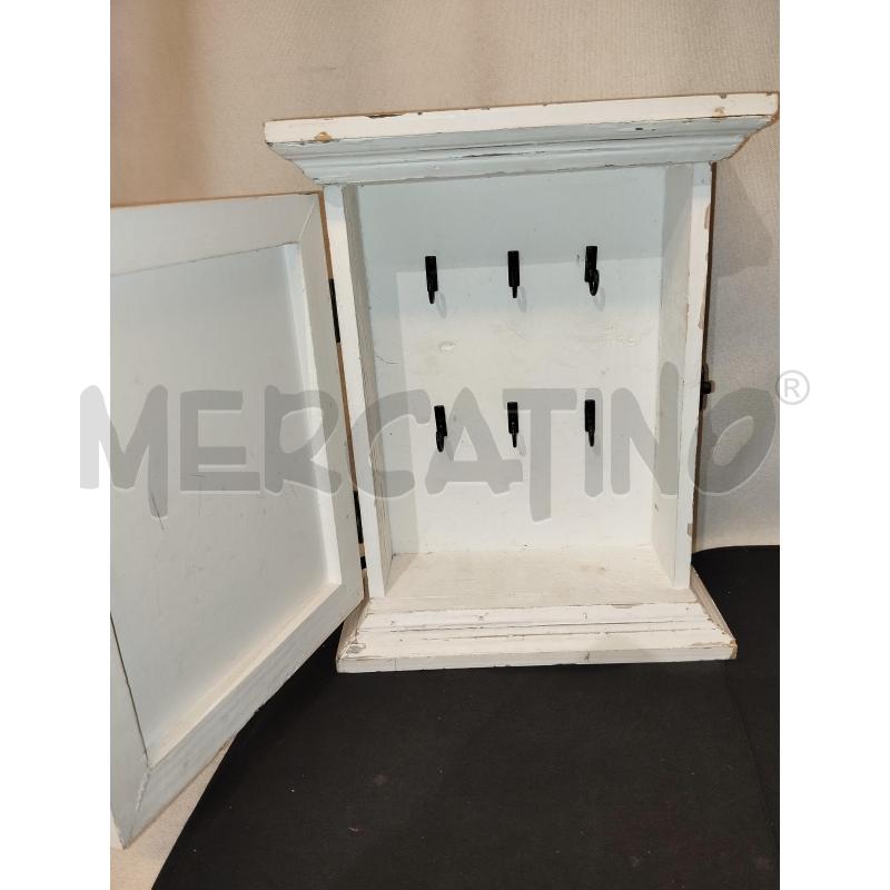 OGGETTO PORTA CHIAVI BIANCA | Mercatino dell'Usato Catania stazione centrale 4