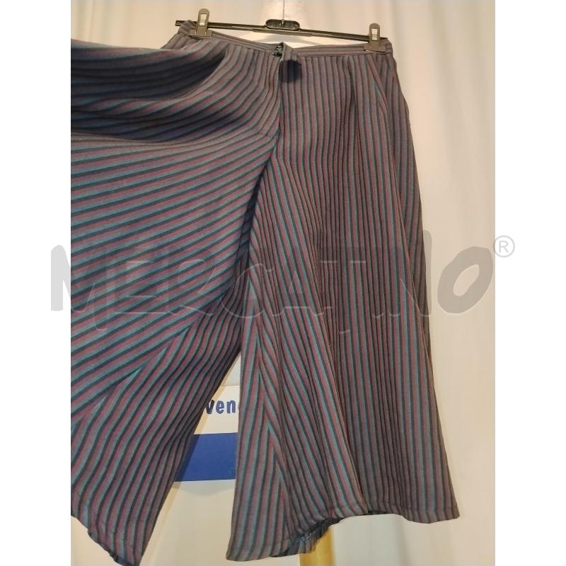 PANTALONE DONNA A RIGHE BLU VIOLA AVION | Mercatino dell'Usato Catania stazione centrale 2