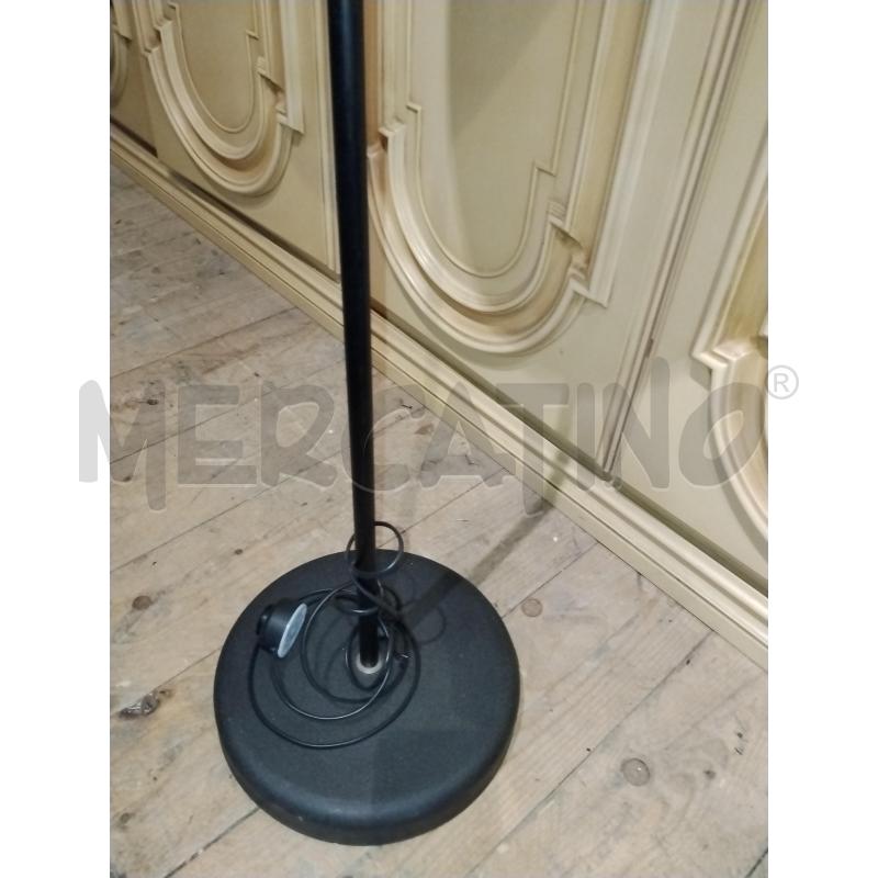 PIANTANA LEGNO  CON PARALUME BEIGE  | Mercatino dell'Usato Catania stazione centrale 4
