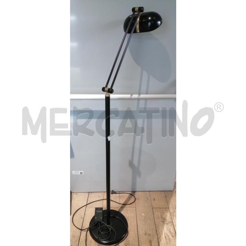 PIANTANA NERA | Mercatino dell'Usato Catania stazione centrale 2