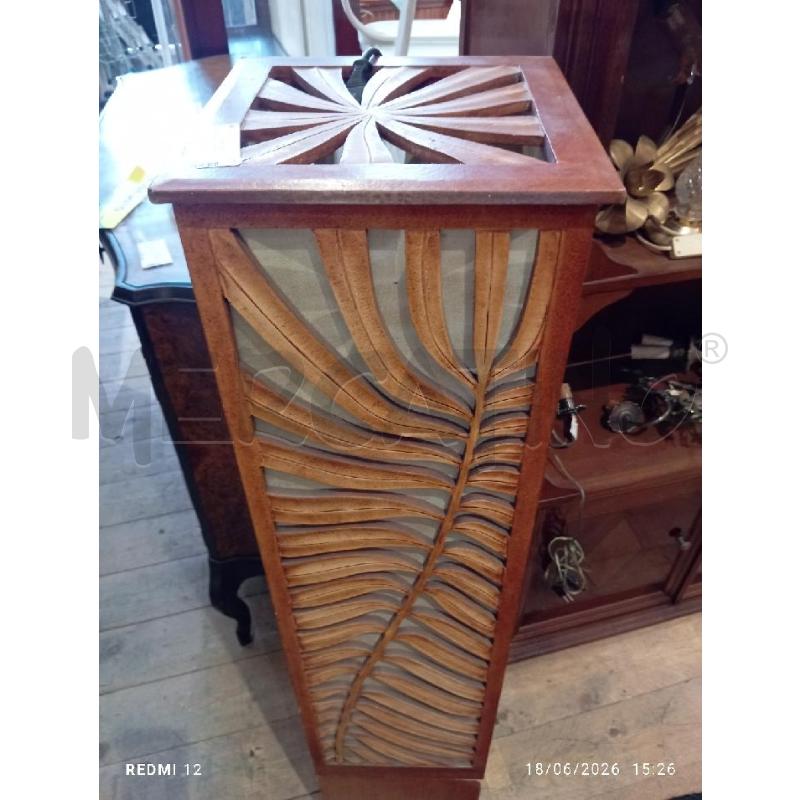 PIANTANA  IN LEGNO | Mercatino dell'Usato Catania stazione centrale 2