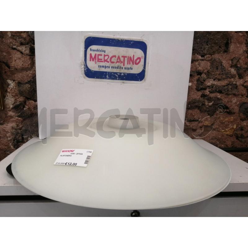 PLAFONIERA  | Mercatino dell'Usato Catania stazione centrale 1