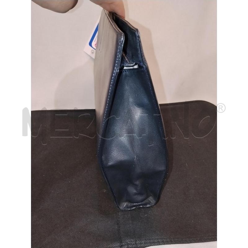 POCHETTE  BLU GENNY  | Mercatino dell'Usato Catania stazione centrale 2