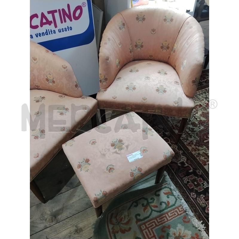 POLTRONCINA ROSA COPPIA CON IL POGGIAPIEDE | Mercatino dell'Usato Catania stazione centrale 3