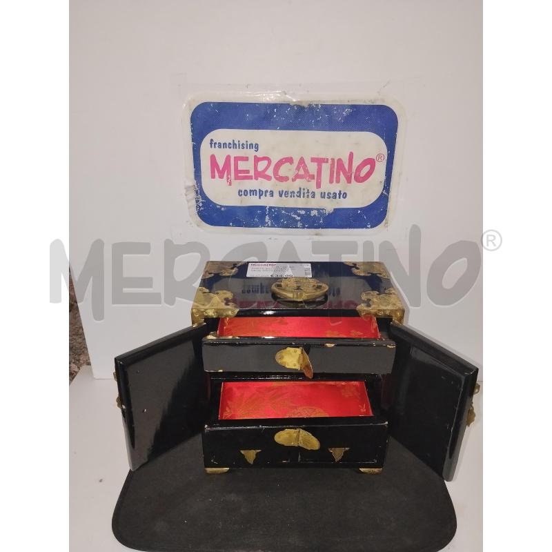 PORTA BIGIOTTERIA  CINESE MADREPERLA  | Mercatino dell'Usato Catania stazione centrale 3