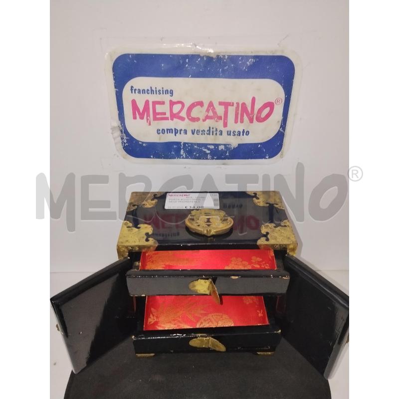 PORTA BIGIOTTERIA  CINESE MADREPERLA  | Mercatino dell'Usato Catania stazione centrale 4
