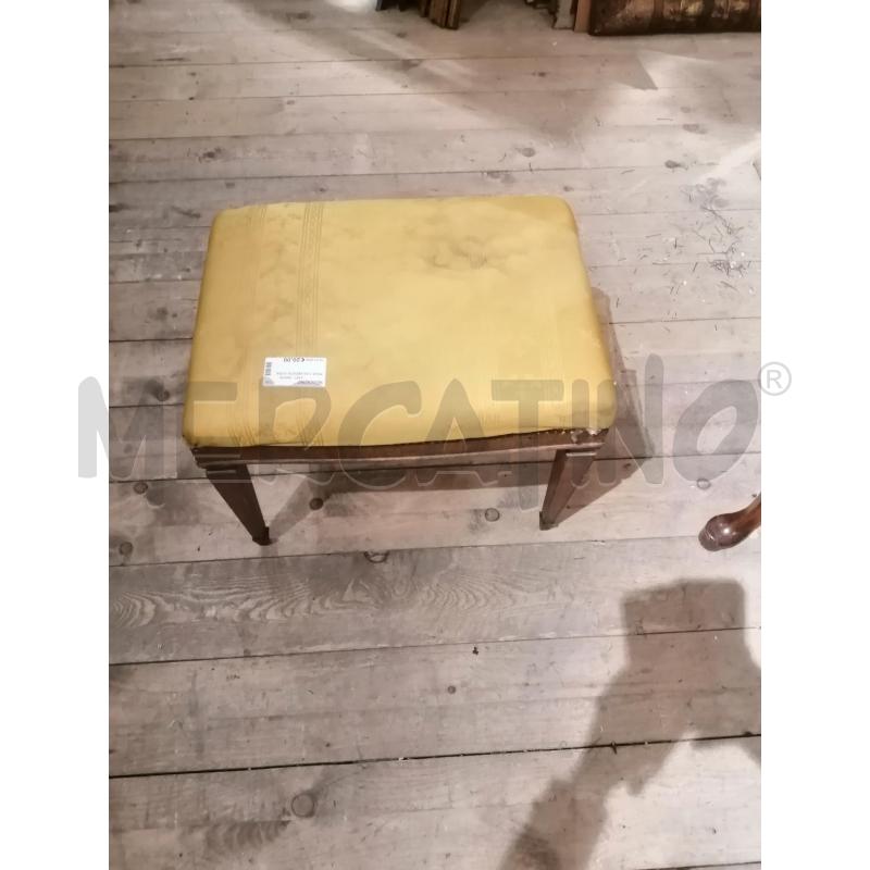 POUF CON SEDUTA OCRA  | Mercatino dell'Usato Catania stazione centrale 2