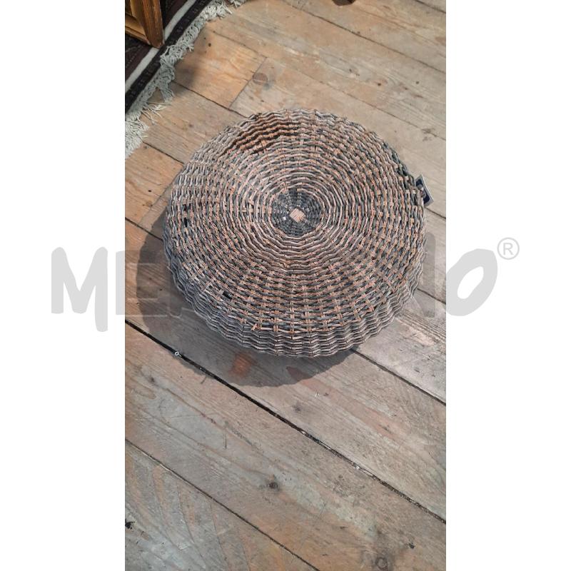 POUF  DA ESTERNO | Mercatino dell'Usato Catania stazione centrale 2